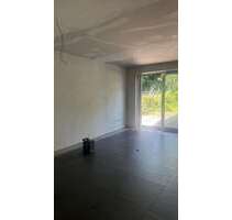 Haus zum Mieten in Nordrhein-Westfalen - Moers 2.000,00 € 162 m²