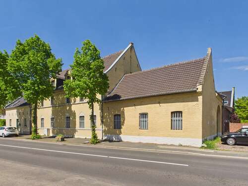 Foto - Haus zum Kaufen in Pulheim 970.000,00 € 322 m²
