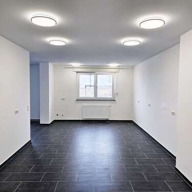 Foto - Einzelhandel in Mainz-Kastel 850,00 € 74.26 m²