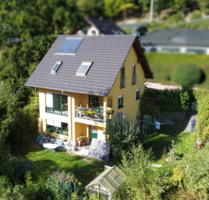 Haus zum Kaufen in Aue 295.000,00 € 149 m²