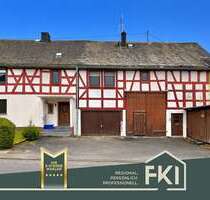 Haus zum Kaufen in Gehlert 190.000,00 € 182 m²