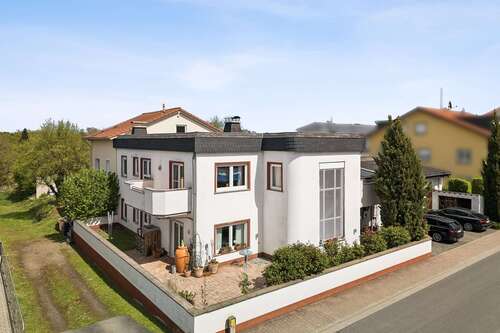 Foto - Haus zum Kaufen in Birlenbach 449.000,00 € 242 m²