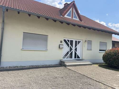 Foto - Haus zum Kaufen in Erzenhausen 575.000,00 € 252 m²