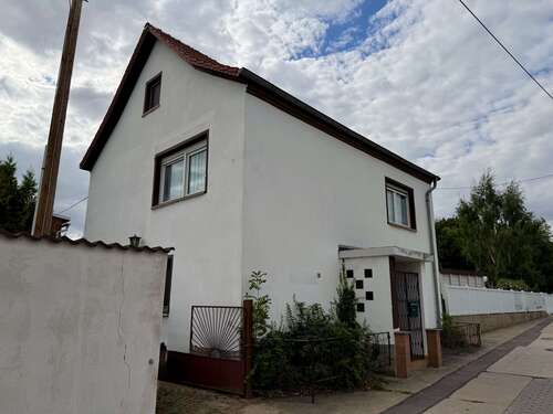 Foto - Haus zum Kaufen in Alsleben 84.000,00 € 150 m²