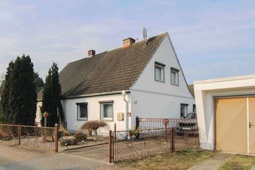 Foto - Haus zum Kaufen in Wittenberg 79.000,00 € 100 m²