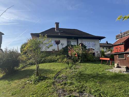 Foto - Haus zum Kaufen in Hambach 300.000,00 € 140.5 m²