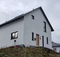 Haus zum Kaufen in Wiehl 735.000,00 € 226 m²