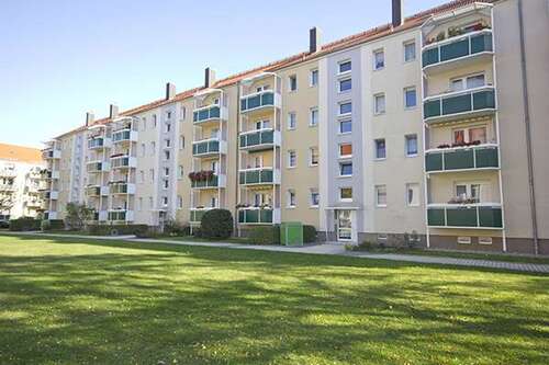 Foto - Wohnung zum Mieten in Halle (Saale) 355,00 € 49.37 m²