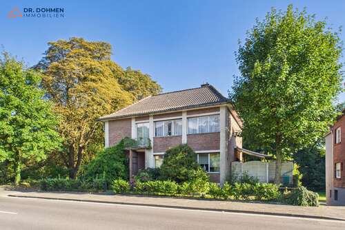 Foto - Haus zum Kaufen in Wassenberg 395.000,00 € 260 m²