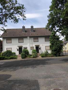 Foto - Haus zum Mieten in Offenbach-Rumpenheim 2.400,00 € 250 m²