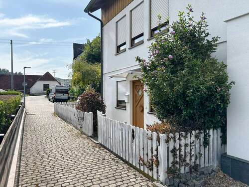 Foto - Haus zum Kaufen in Giengen an der Brenz Burgberg 349.000,00 € 143.85 m²