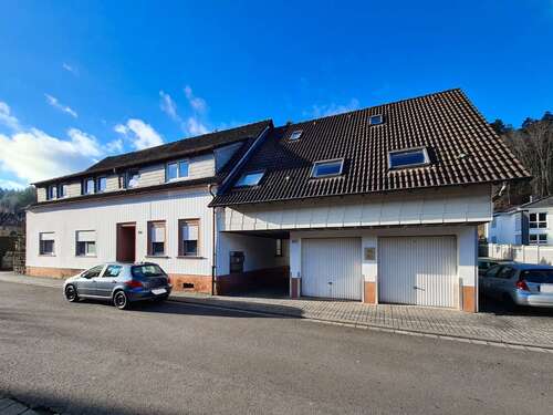 Foto - Haus zum Kaufen in Kaiserslautern 380.000,00 € 332 m²