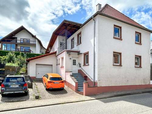 Foto - Haus zum Mieten in Bann 1.750,00 € 189 m²