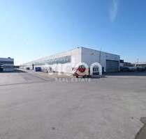 Halle in Langenfeld (Rheinland) 7.032,80 € 1192 m²