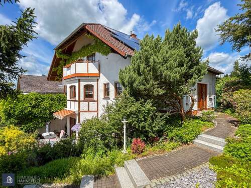 Foto - Haus zum Kaufen in Dorndorf 498.000,00 € 314.63 m²