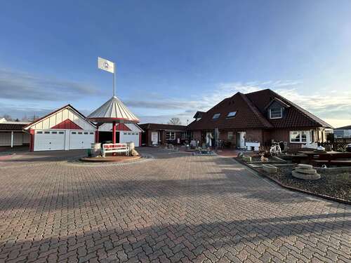 Foto - Haus zum Kaufen in Brake 599.000,00 € 240 m²