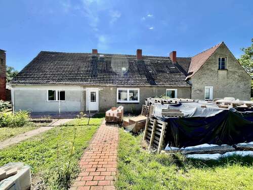 Foto - Haus zum Kaufen in Pritzwalk 65.000,00 € 100 m²