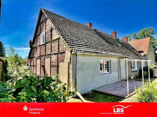 Foto - Haus zum Kaufen in Pritzwalk 64.900,00 € 100 m²