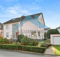 Haus zum Kaufen in Lohfelden 369.900,00 € 176.05 m²