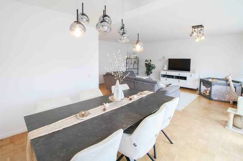 Foto - Wohnung zum Kaufen in Neuenbürg 269.000,00 € 98.12 m²
