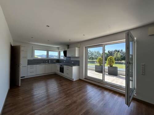 Foto - Wohnung zum Mieten in Unterroth 900,00 € 74 m²