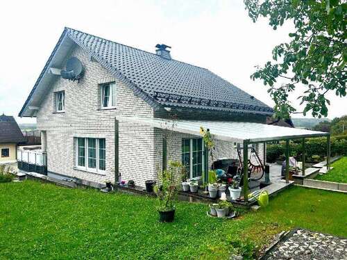 Foto - Haus zum Kaufen in Ruppichteroth 560.000,00 € 166 m²