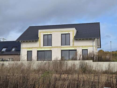 Foto - Haus zum Mieten in Stadecken-Elsheim 1.980,00 € 121 m²