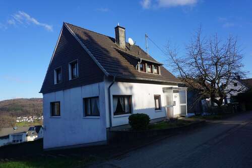 Foto - Haus zum Kaufen in Engelskirchen 225.000,00 € 112 m²