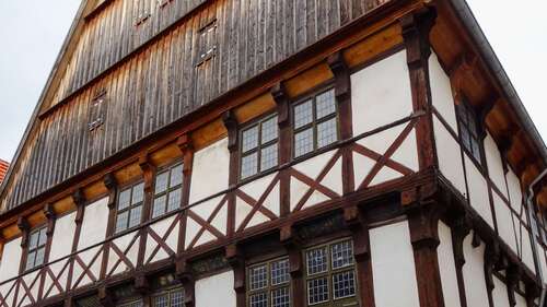 Foto - Haus zum Kaufen in Warburg 300.000,00 € 700 m²