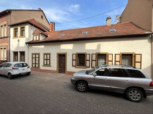 Foto - Haus zum Kaufen in Ludwigshafen 225.000,00 € 106 m²