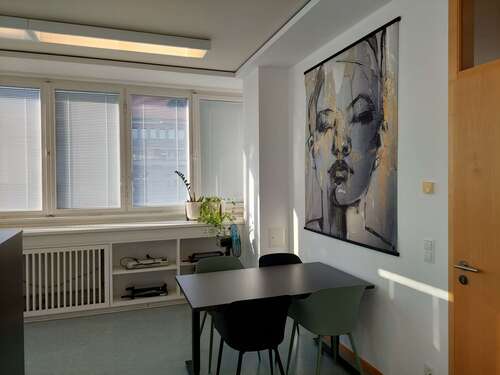 Foto - Büro in Berlin 2.935,50 € 117.42 m²