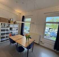 Büro in Riehl 650,00 € 17.1 m² - 650,00&nbsp;EUR Kaltmiete, ca.&nbsp; 17,10&nbsp;m&sup2; in Riehl (PLZ: 50735)