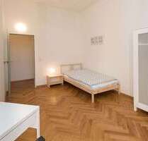 WG-Zimmer in München 820,00 € 15 m²