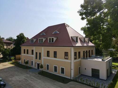 Foto - Wohnung zum Mieten in Halle 2.080,00 € 208 m²