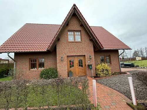 Foto - Haus zum Kaufen in Wahrenholz Betzhorn 234.000,00 € 166.5 m²