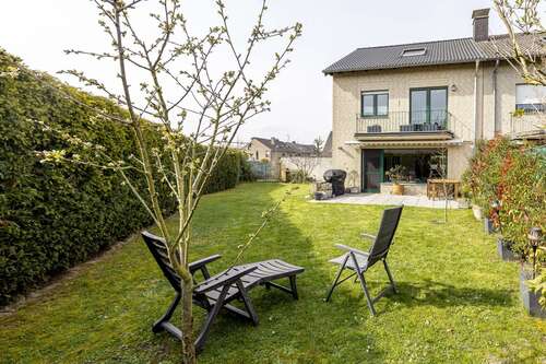 Foto - Haus zum Kaufen in Neuss 649.000,00 € 165 m²