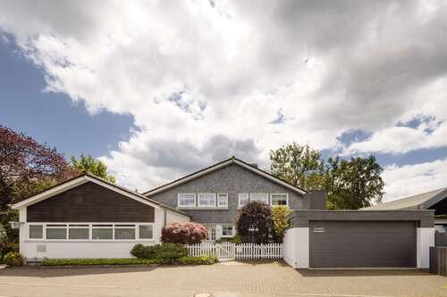 Foto - Haus zum Kaufen in Roetgen 890.000,00 € 338 m²