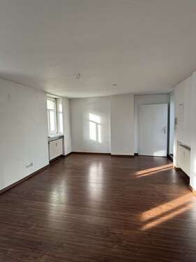 Foto - Wohnung zum Mieten in Halle 420,00 € 45 m²