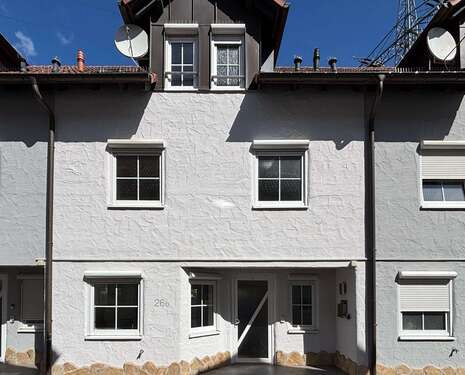 Foto - Haus zum Mieten in Rodenbach 2.100,00 € 233 m²