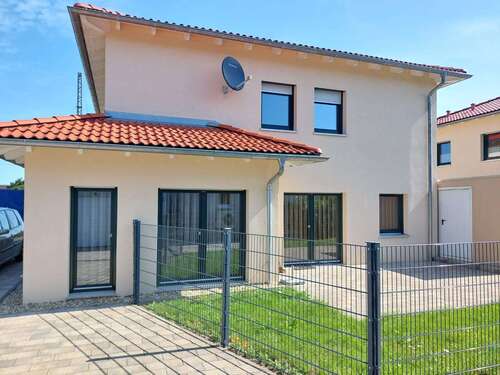 Foto - Haus zum Kaufen in Mintraching 599.500,00 € 140 m²