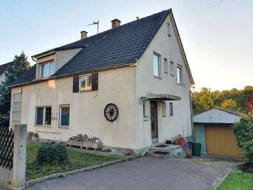 Foto - Haus zum Kaufen in Weikersheim 190.000,00 € 135 m²