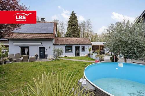 Foto - Haus zum Kaufen in Langenfeld 370.000,00 € 111.73 m²
