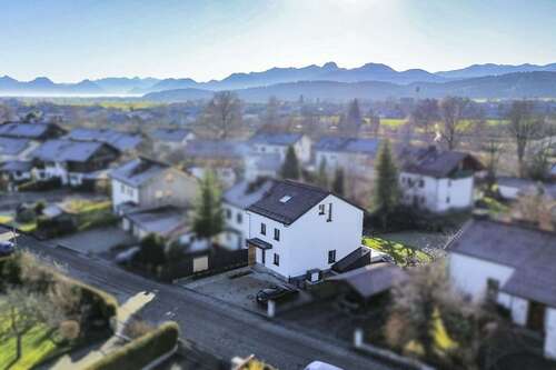 Foto - Haus zum Kaufen in Bruckmühl 1.095.000,00 € 140.09 m²