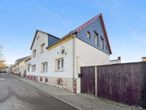 Foto - Haus zum Kaufen in Kroppenstedt 88.000,00 € 100 m²