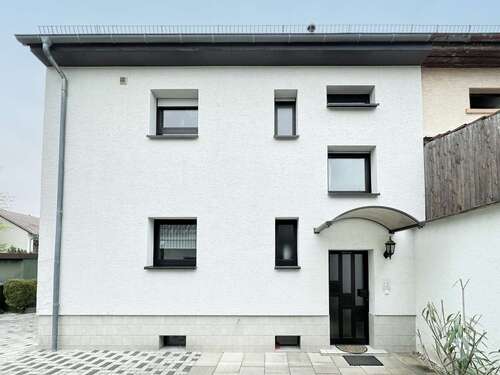 Foto - Haus zum Kaufen in Bretten Büchig 309.000,00 € 145 m²