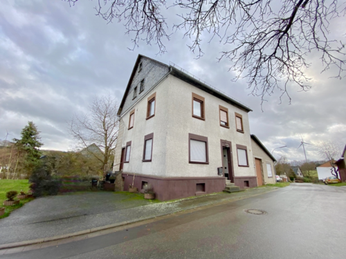 Foto - Haus zum Kaufen in Todenroth 148.000,00 € 136 m²