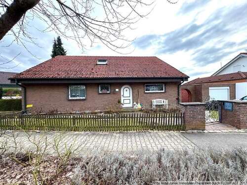 Foto - Haus zum Kaufen in Nürtingen 796.000,00 € 165 m²