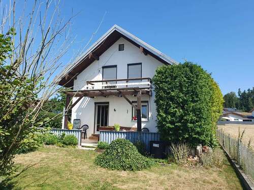 Foto - Haus zum Kaufen in Landau an der Isar 185.000,00 € 99 m²