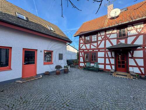 Foto - Haus zum Kaufen in Hünstetten 619.000,00 € 170 m²