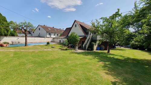 Foto - Haus zum Kaufen in Filderstadt 599.000,00 € 211.13 m²